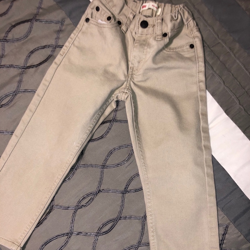 Levi’s tan jeans